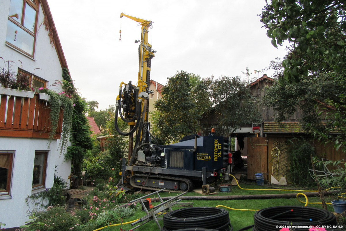 Aufgebauter Brunnenbohrer